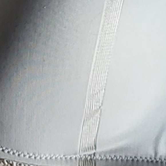 DKNY & Calvin Klein Bras 34C set of 2 - Picture 3 of 5